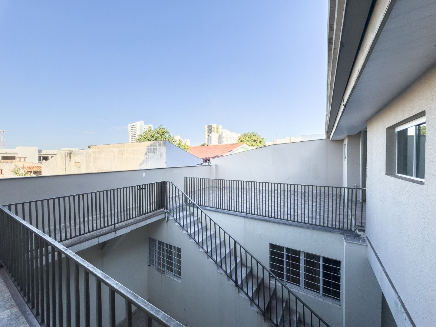 Sobrado à venda e aluguel com 4 quartos, 318m² - Foto 17