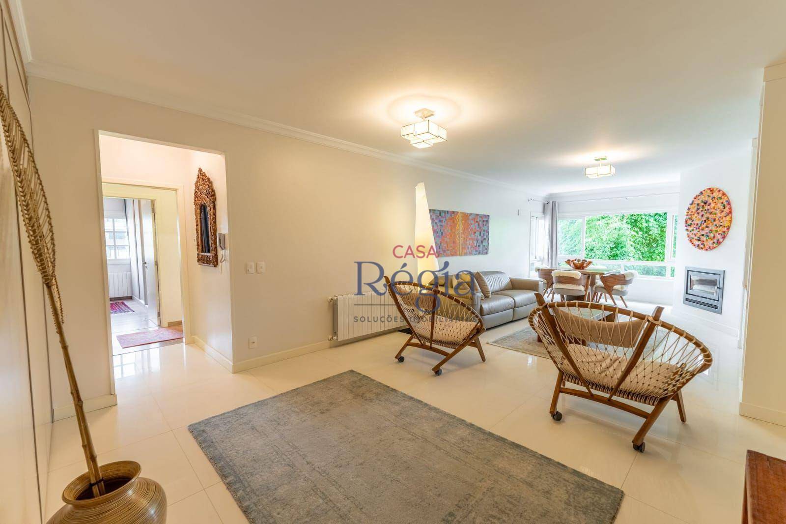 Apartamento à venda com 3 quartos, 139m² - Foto 2