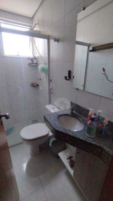 Apartamento à venda com 3 quartos, 68m² - Foto 4