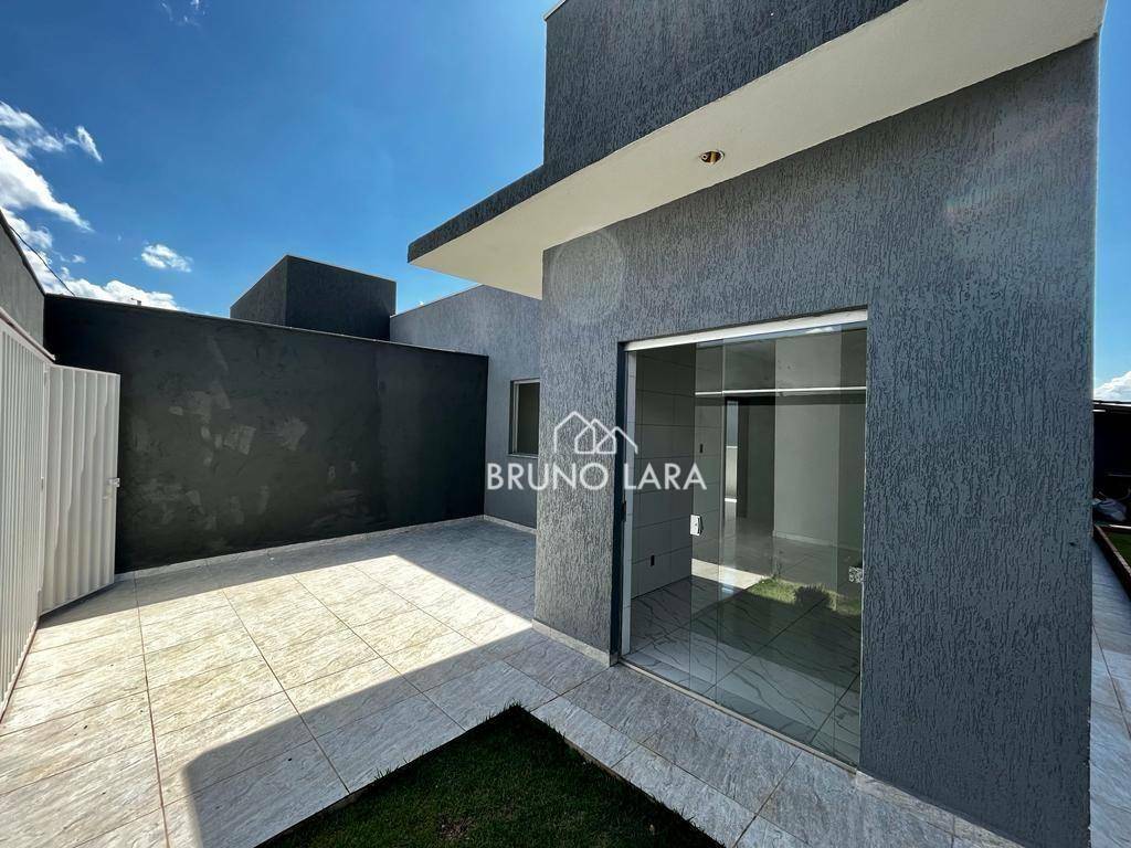 Casa à venda com 3 quartos, 70m² - Foto 4