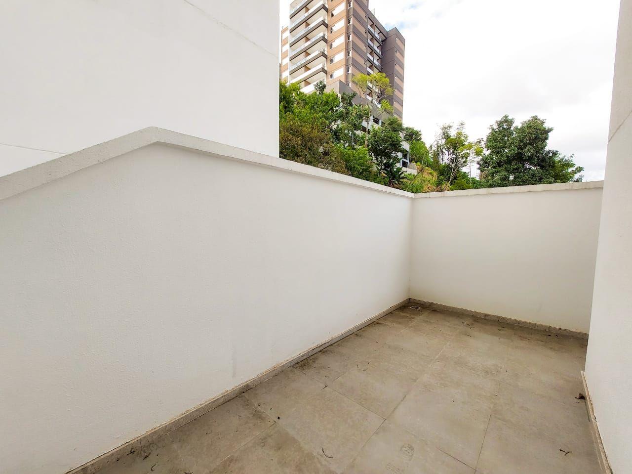 Apartamento à venda com 2 quartos, 57m² - Foto 11