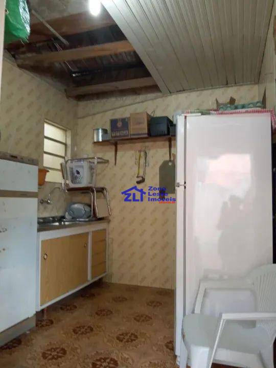 Sobrado à venda com 2 quartos, 180m² - Foto 16