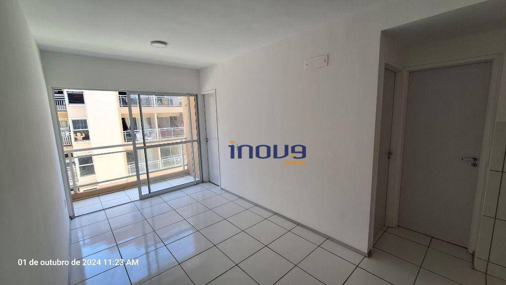 Apartamento à venda com 2 quartos, 43m² - Foto 3