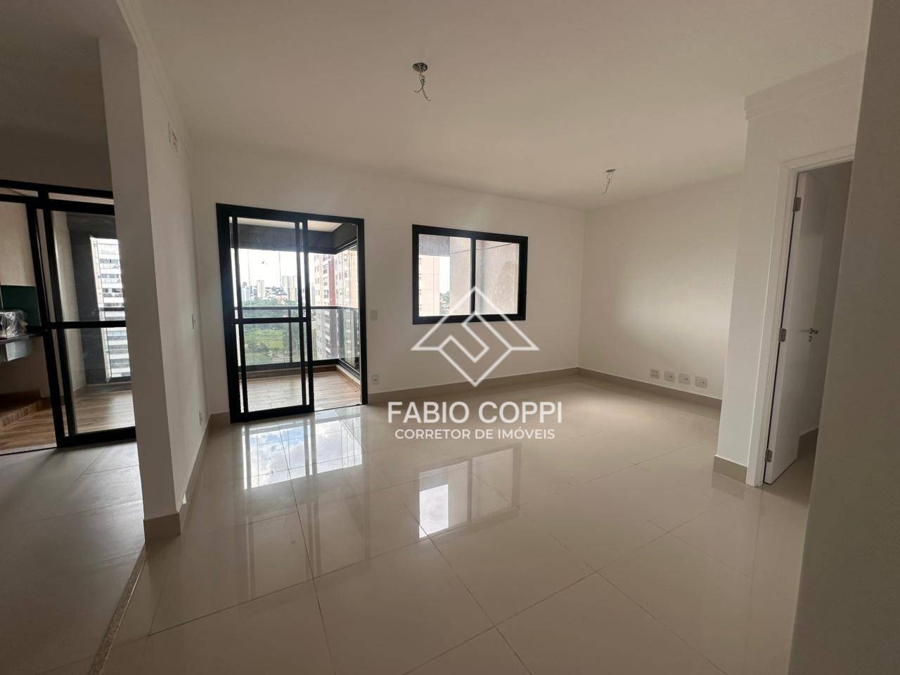Apartamento à venda com 3 quartos, 107m² - Foto 8