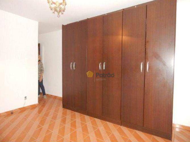 Sobrado à venda com 3 quartos, 214m² - Foto 15