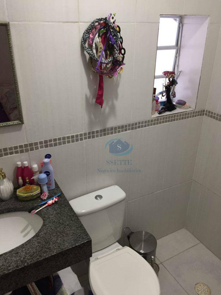 Sobrado à venda com 6 quartos, 198m² - Foto 17