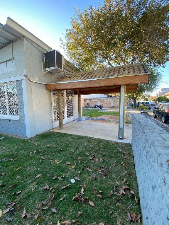 Casa para alugar com 4 quartos, 379m² - Foto 17