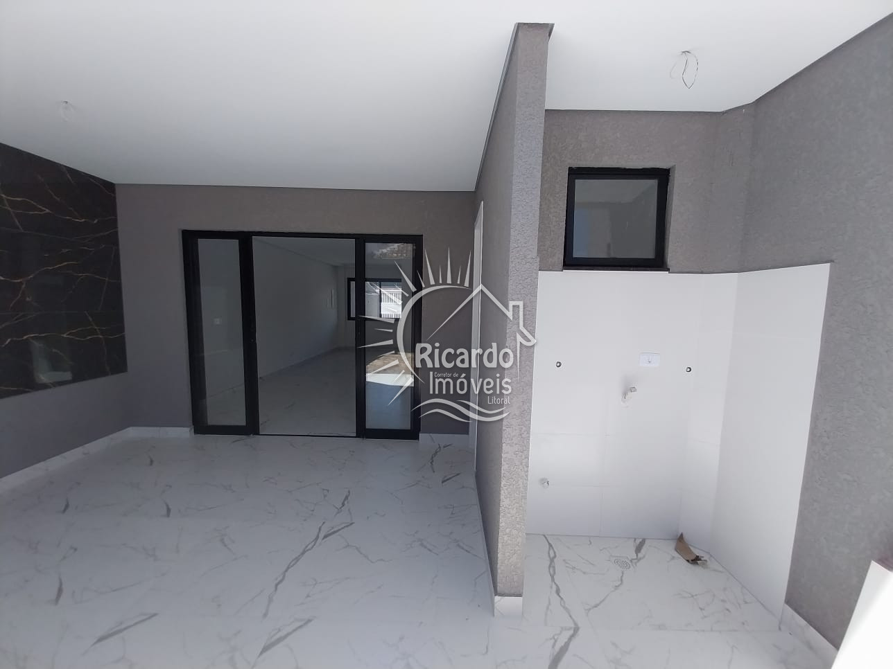 Casa à venda com 3 quartos, 106m² - Foto 13