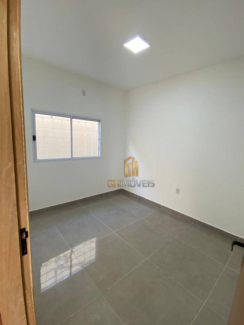 Casa à venda com 2 quartos, 97m² - Foto 12