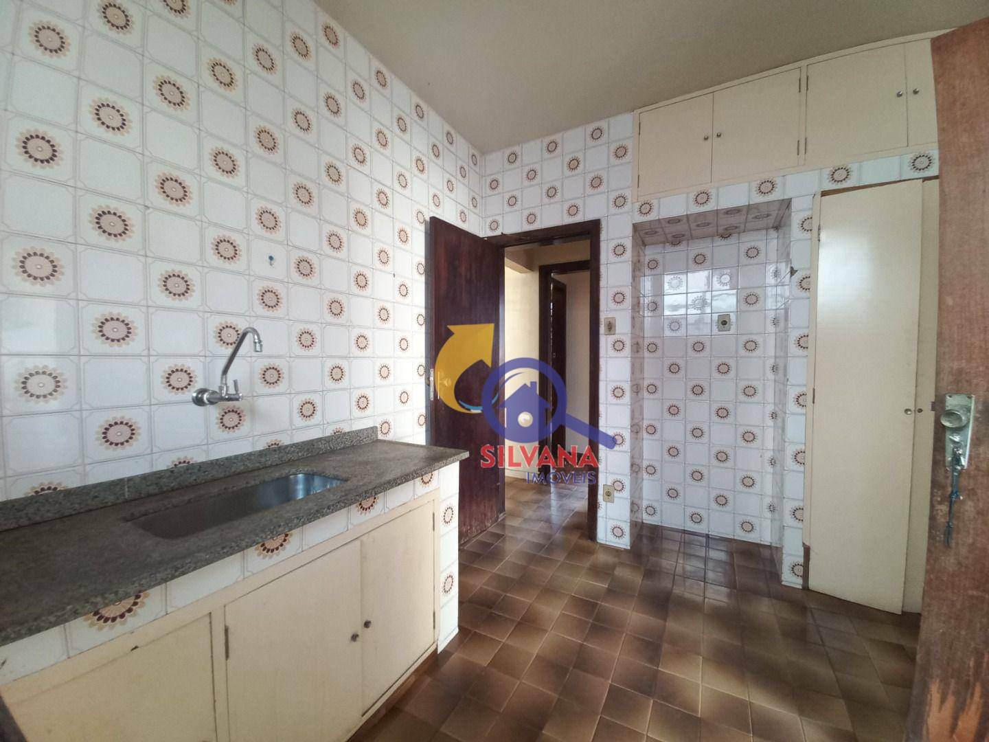 Casa à venda com 3 quartos, 260m² - Foto 15