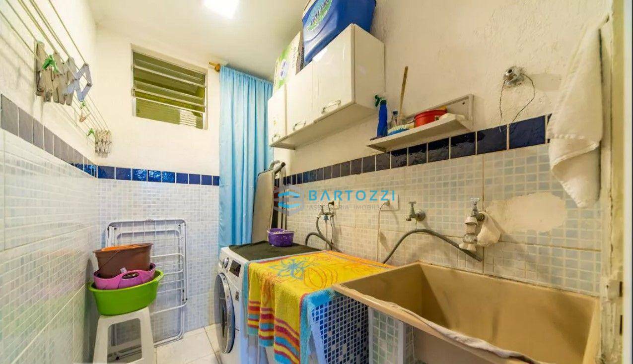 Casa à venda com 3 quartos, 260M2 - Foto 23