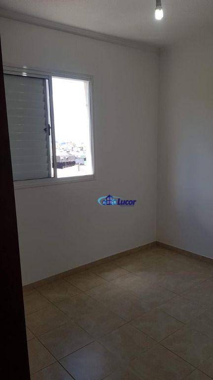 Apartamento para alugar com 2 quartos, 50m² - Foto 12