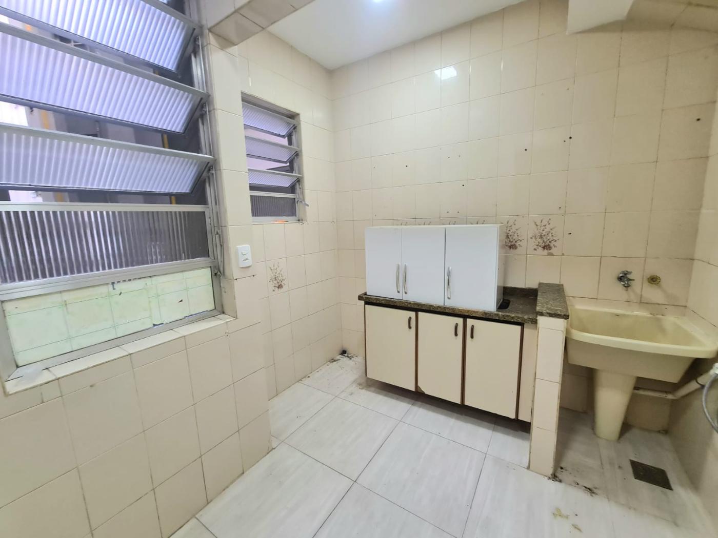 Apartamento à venda com 2 quartos, 70m² - Foto 10