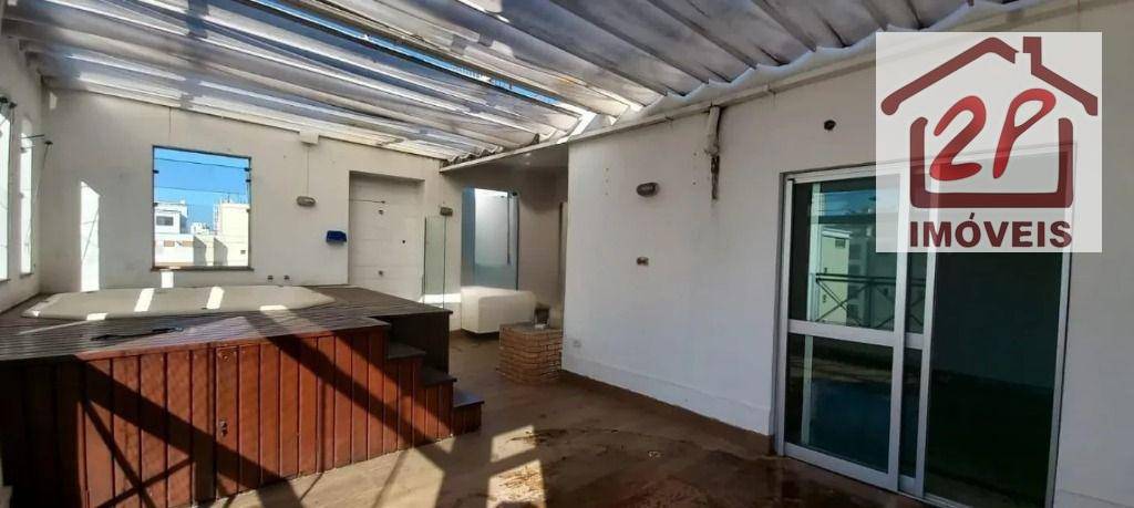 Cobertura à venda e aluguel com 3 quartos, 210m² - Foto 4