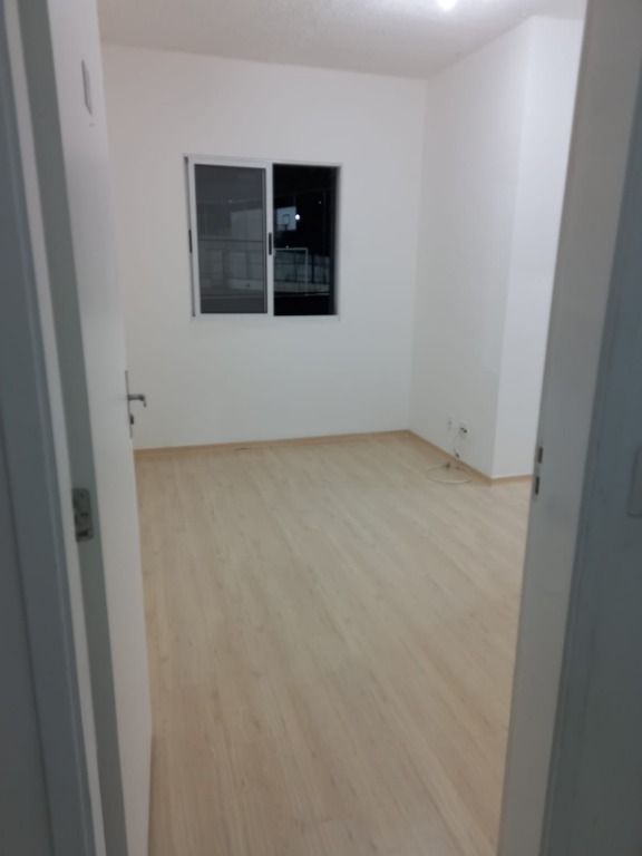 Apartamento à venda com 2 quartos, 45m² - Foto 3