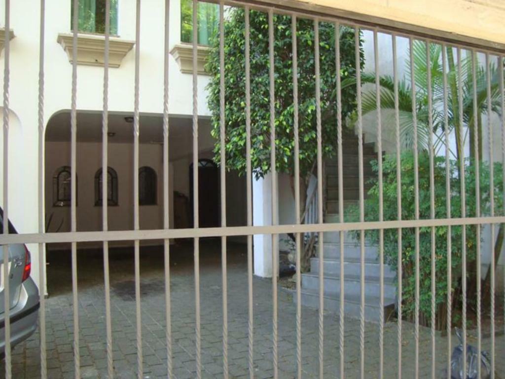 Sobrado à venda e aluguel com 3 quartos, 400m² - Foto 38