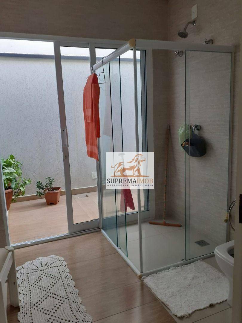 Casa de Condomínio à venda com 3 quartos, 250m² - Foto 12