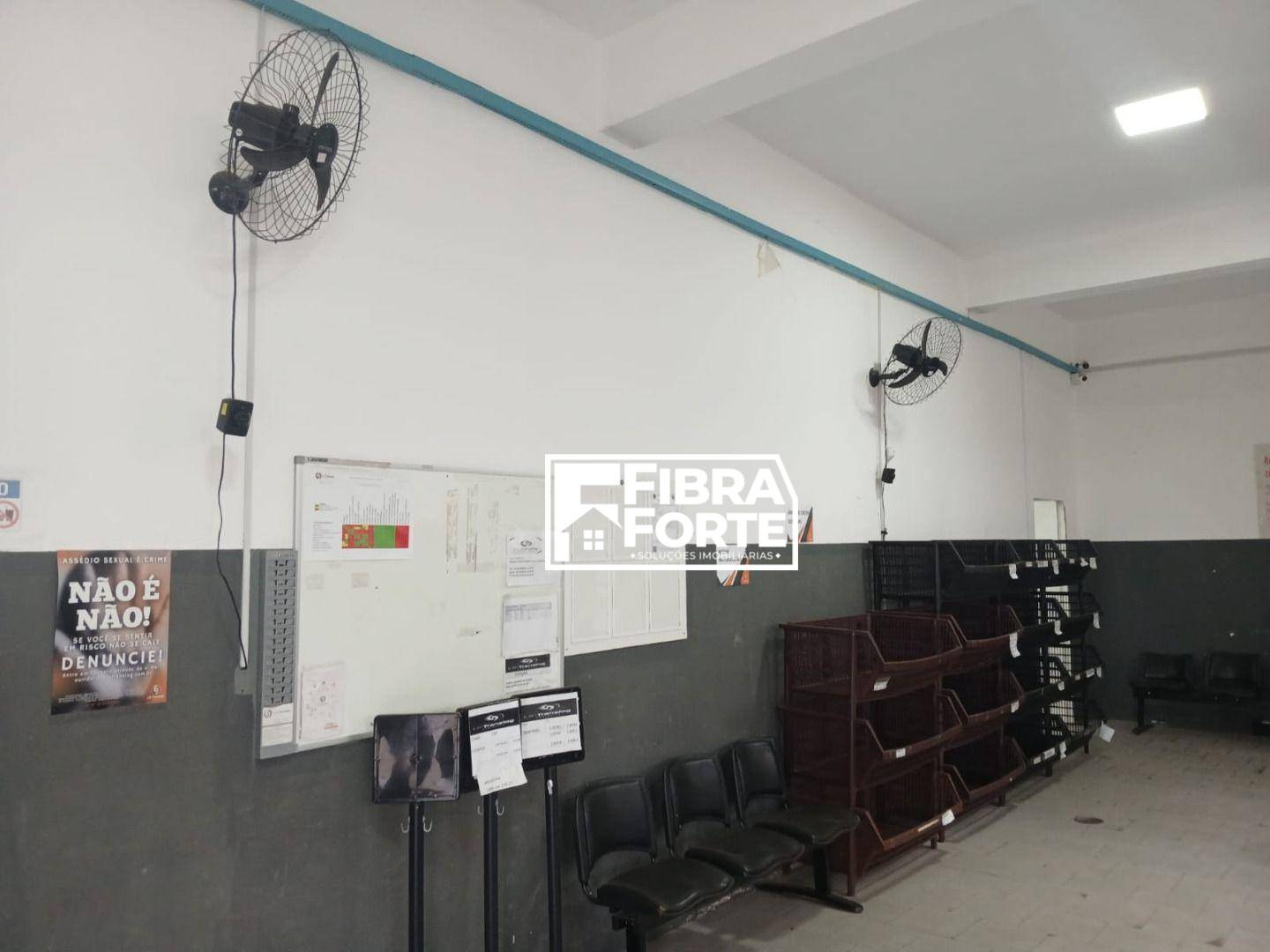 Depósito-Galpão, 467 m² - Foto 3