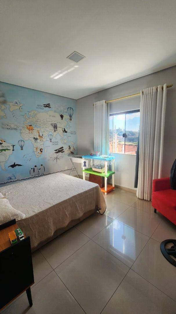 Casa à venda com 3 quartos, 175m² - Foto 10