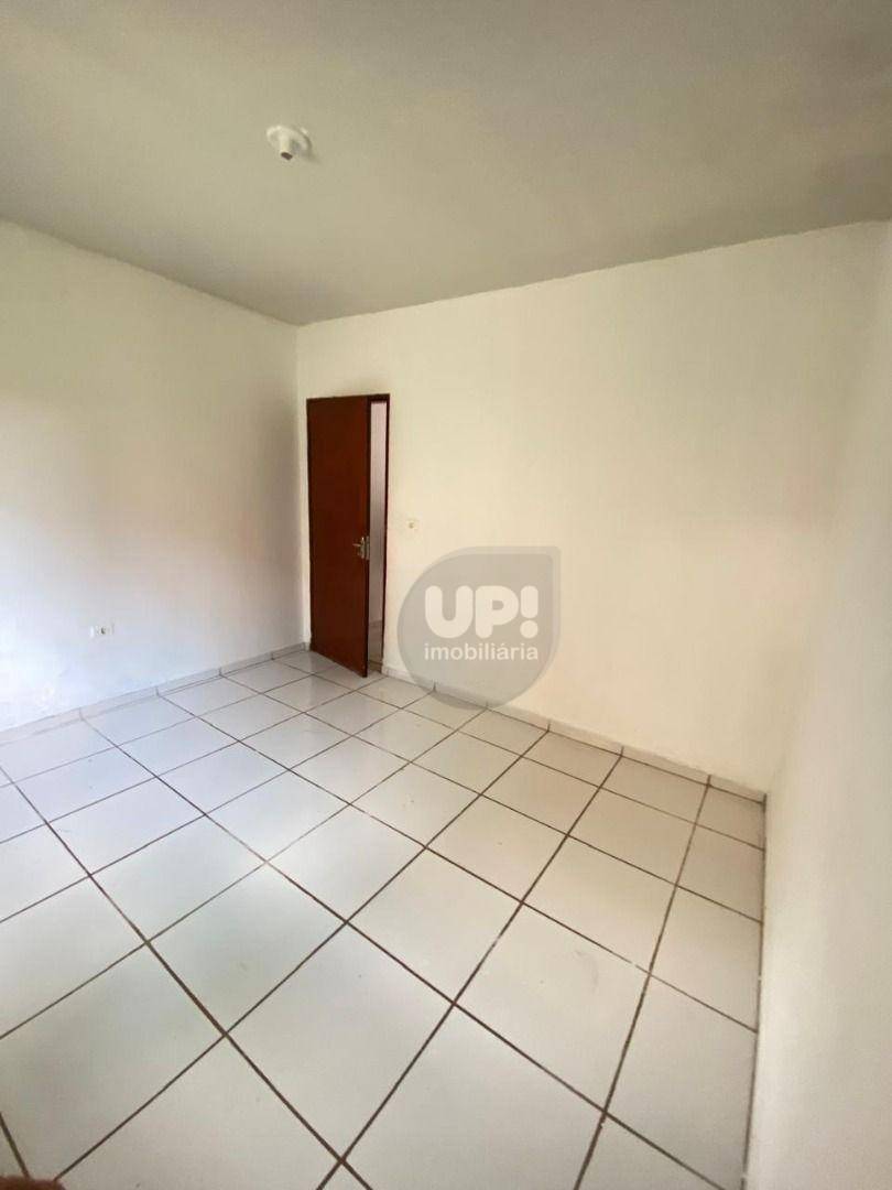 Casa à venda com 2 quartos, 125m² - Foto 8