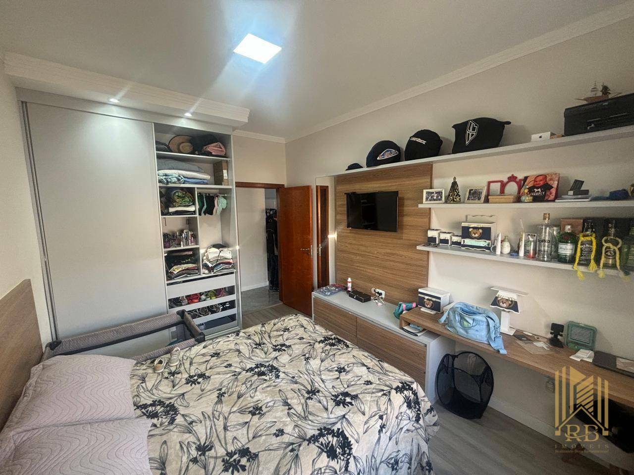 Casa à venda com 3 quartos, 320m² - Foto 10