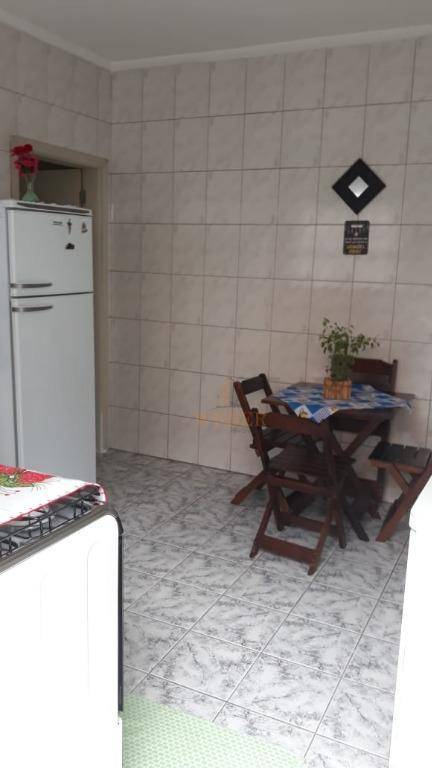 Casa à venda com 2 quartos, 89m² - Foto 11