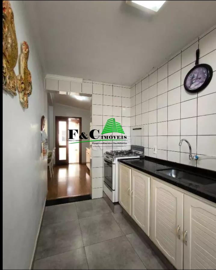 Casa à venda com 3 quartos, 270m² - Foto 19