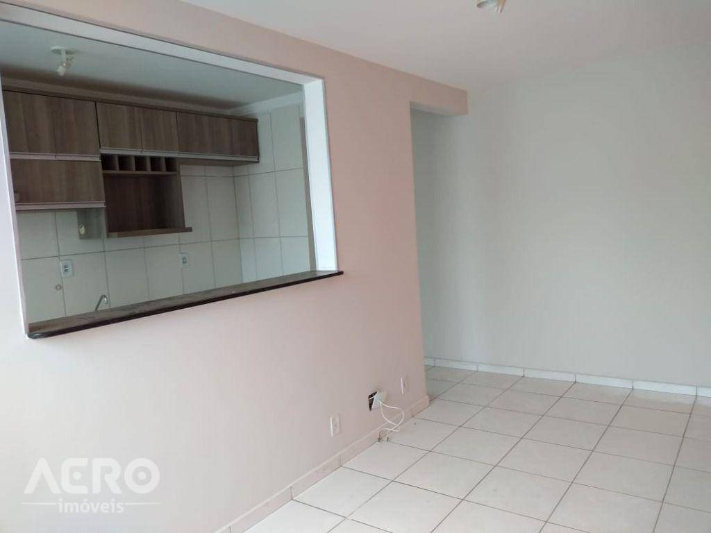 Apartamento para alugar com 2 quartos, 48m² - Foto 5