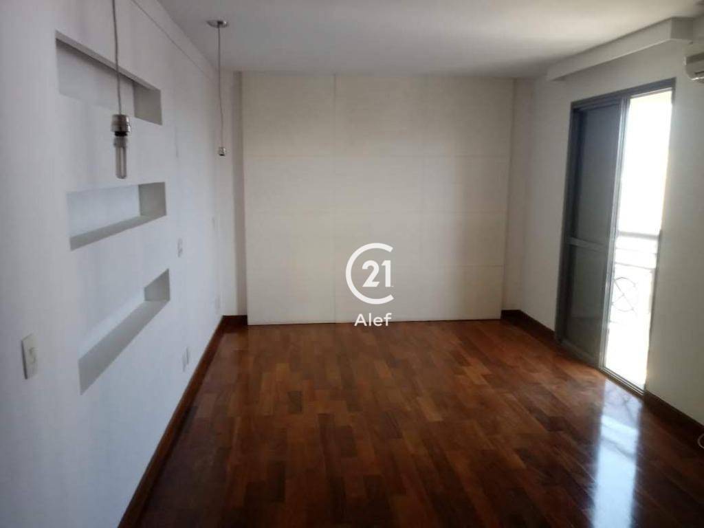 Apartamento à venda com 2 quartos, 170m² - Foto 11