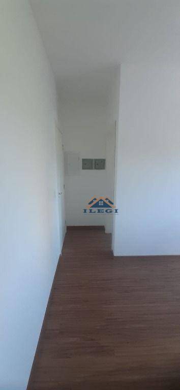 Apartamento à venda com 2 quartos, 60m² - Foto 4