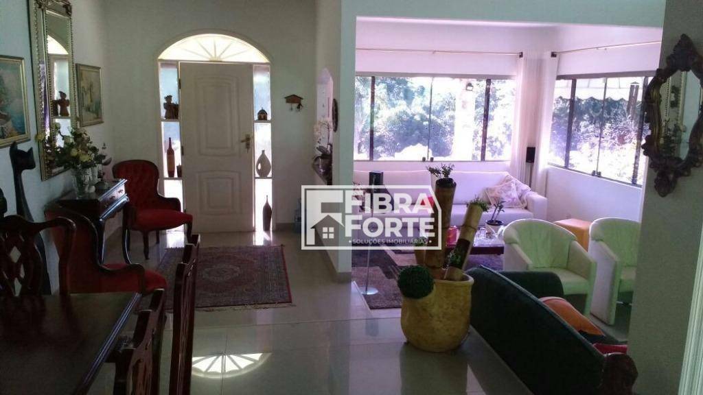 Casa de Condomínio à venda com 3 quartos, 300m² - Foto 10