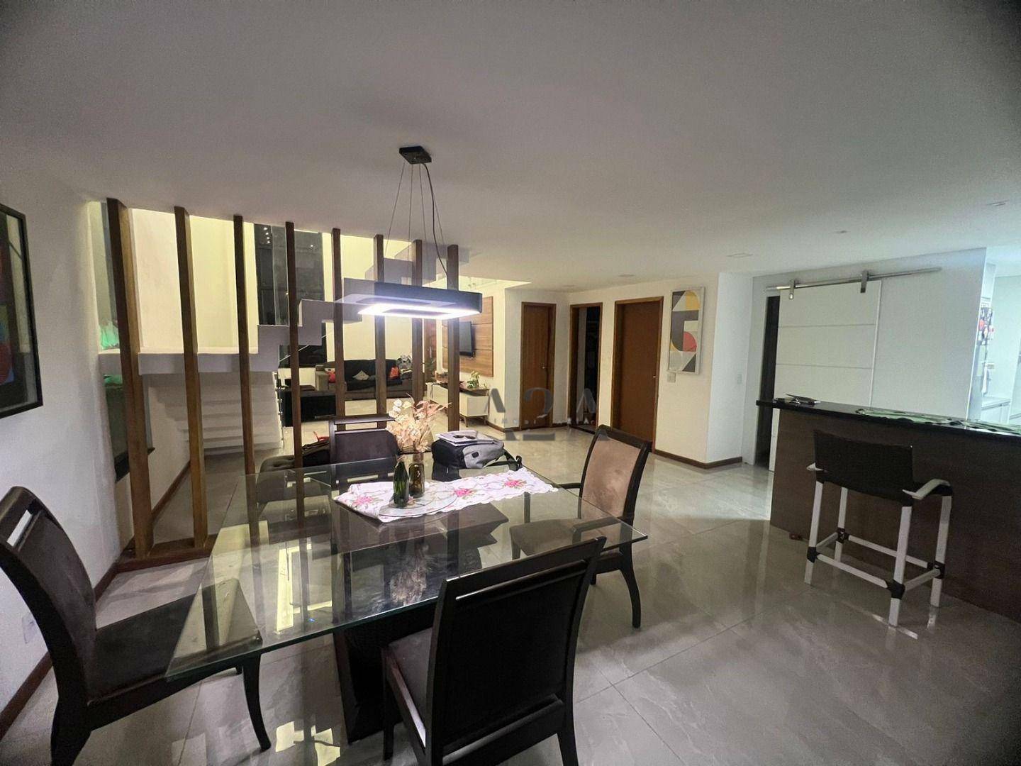 Casa de Condomínio à venda com 4 quartos, 250m² - Foto 10