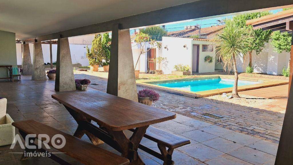 Casa à venda e aluguel com 3 quartos, 372m² - Foto 38