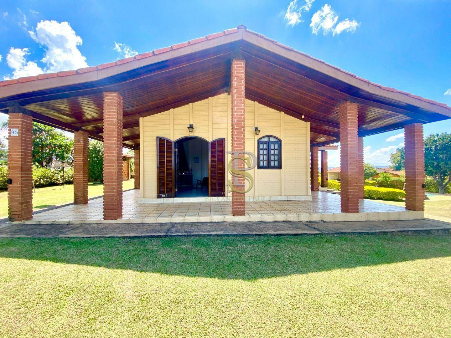 Chácara à venda com 3 quartos, 250m² - Foto 4