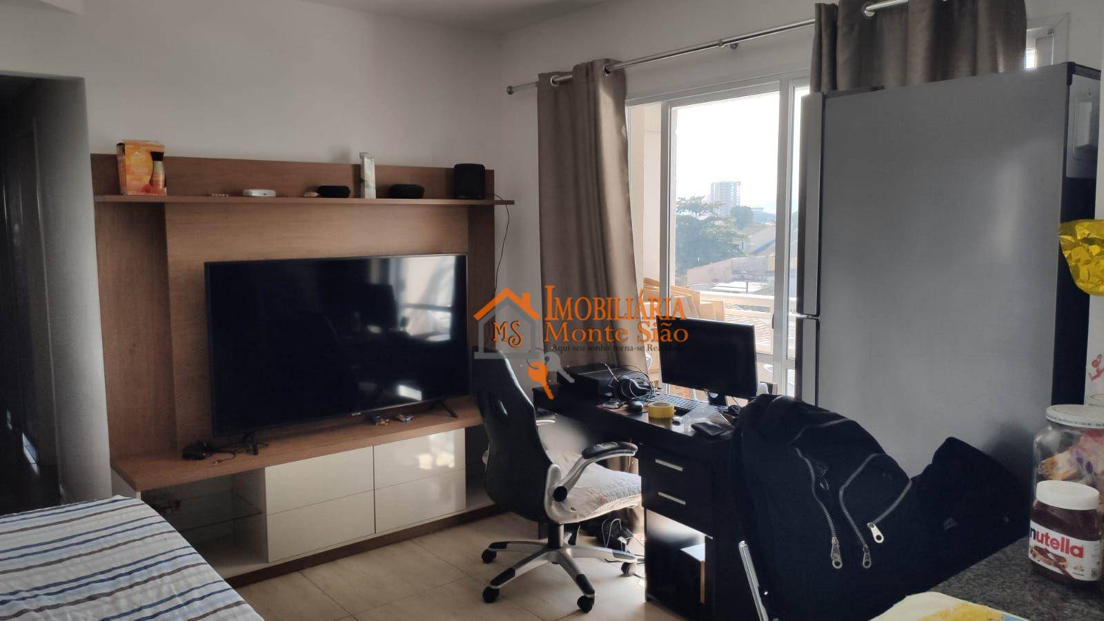 Apartamento à venda com 3 quartos, 70m² - Foto 2