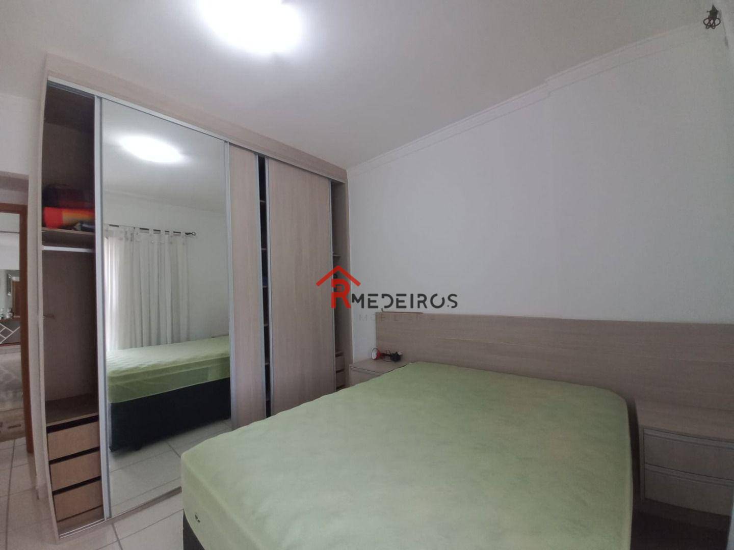 Apartamento à venda com 3 quartos, 110m² - Foto 17