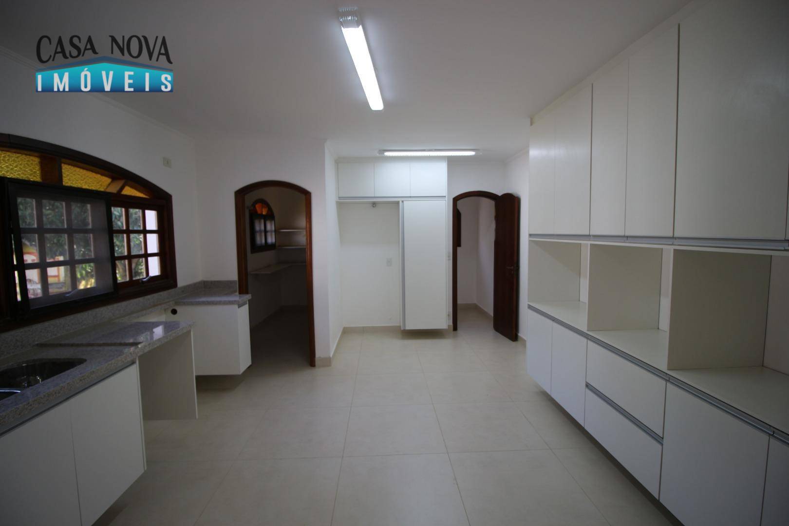 Casa de Condomínio à venda com 3 quartos, 300m² - Foto 9