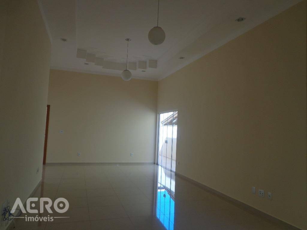 Casa à venda com 3 quartos, 230m² - Foto 19