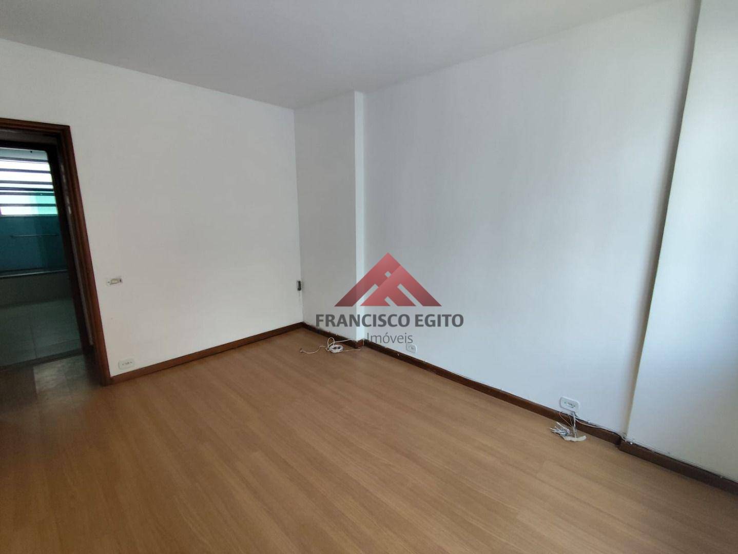 Apartamento à venda e aluguel com 3 quartos, 100m² - Foto 8