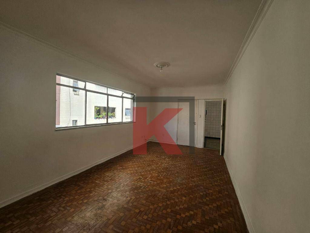 Apartamento à venda com 3 quartos, 145m² - Foto 2