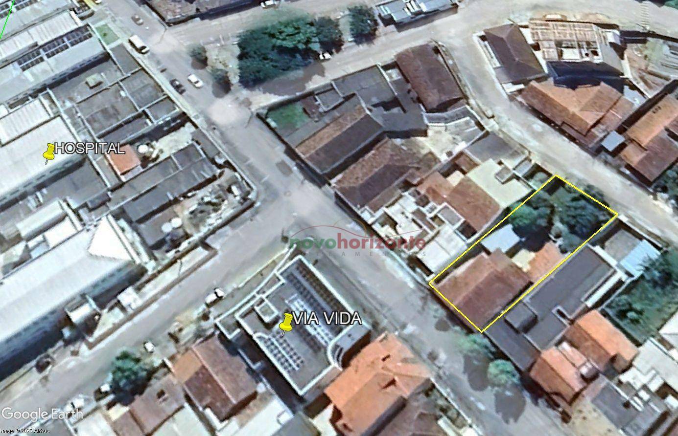 Casa à venda com 4 quartos, 600M2 - Foto 2