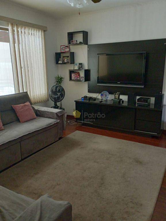 Sobrado à venda com 3 quartos, 188m² - Foto 1