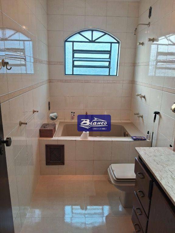 Sobrado à venda com 5 quartos, 290m² - Foto 16