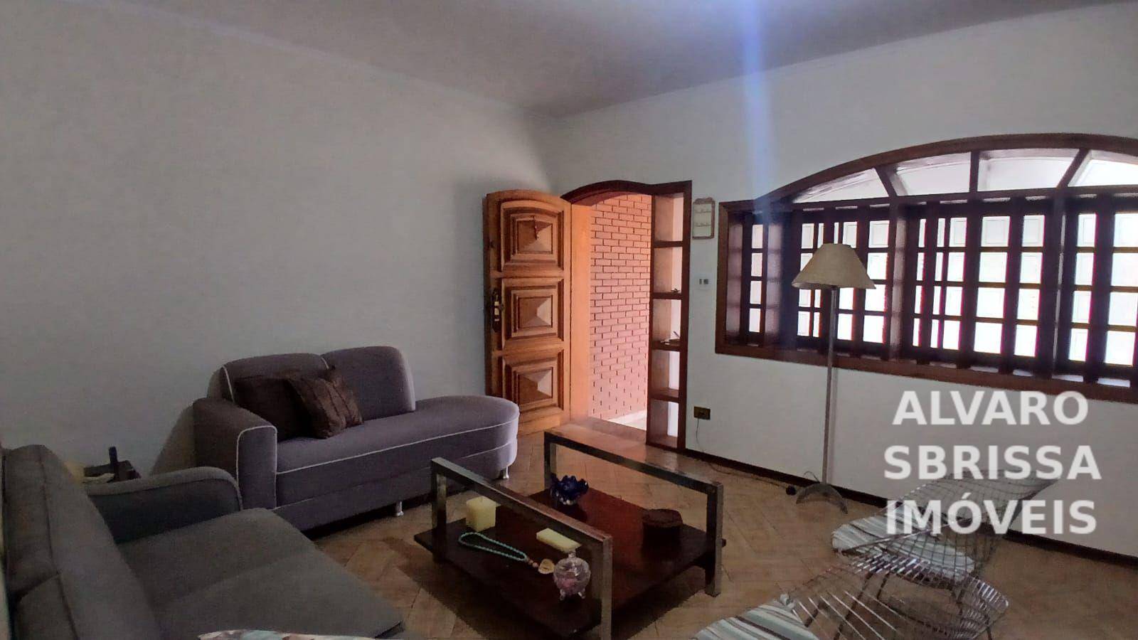 Casa à venda com 3 quartos, 216m² - Foto 8