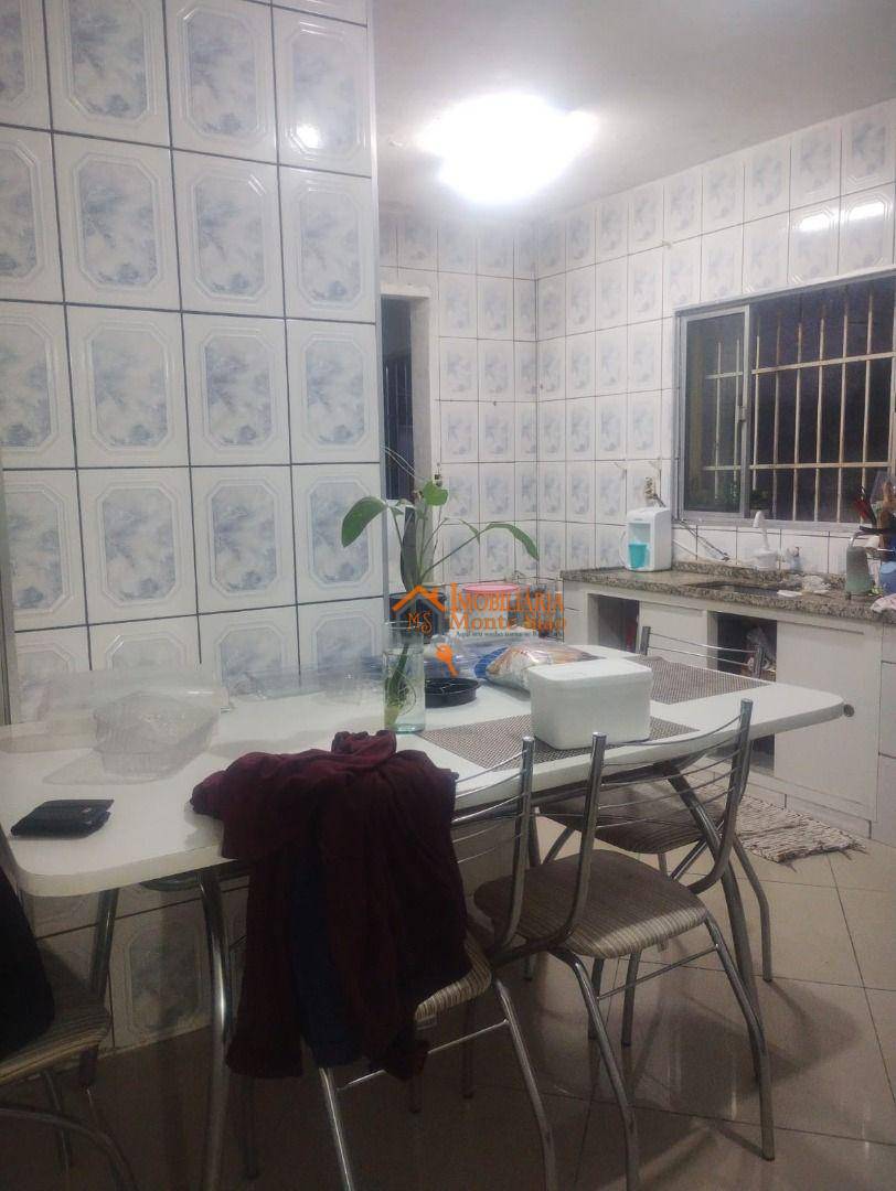 Sobrado à venda com 6 quartos, 200m² - Foto 8