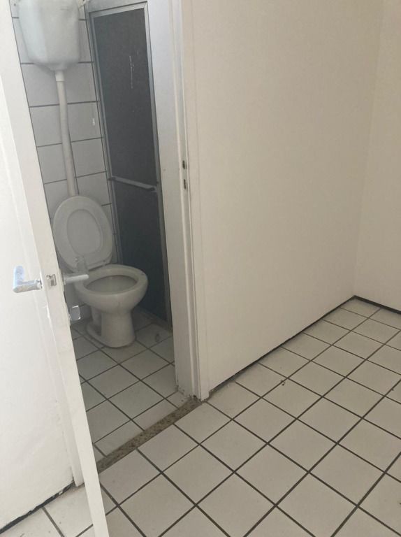 Apartamento à venda com 3 quartos, 143m² - Foto 15