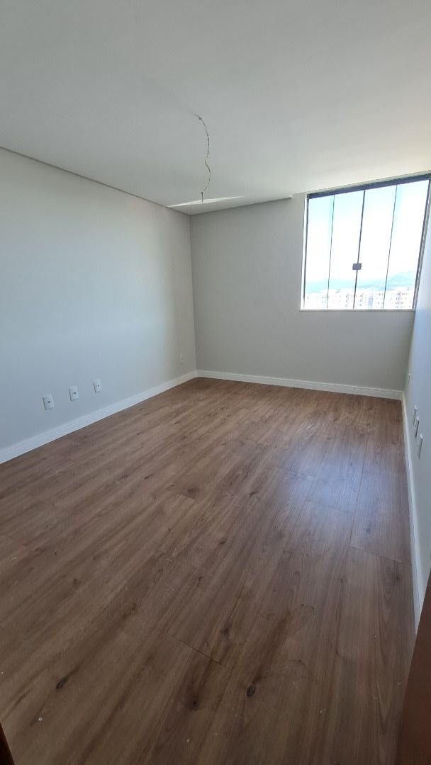 Cobertura à venda com 4 quartos, 200m² - Foto 12