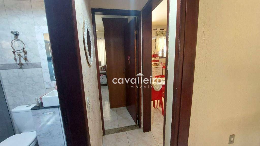 Casa à venda com 3 quartos, 99m² - Foto 17