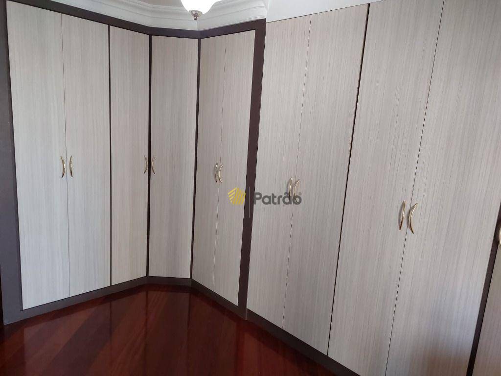 Apartamento à venda com 3 quartos, 150m² - Foto 27