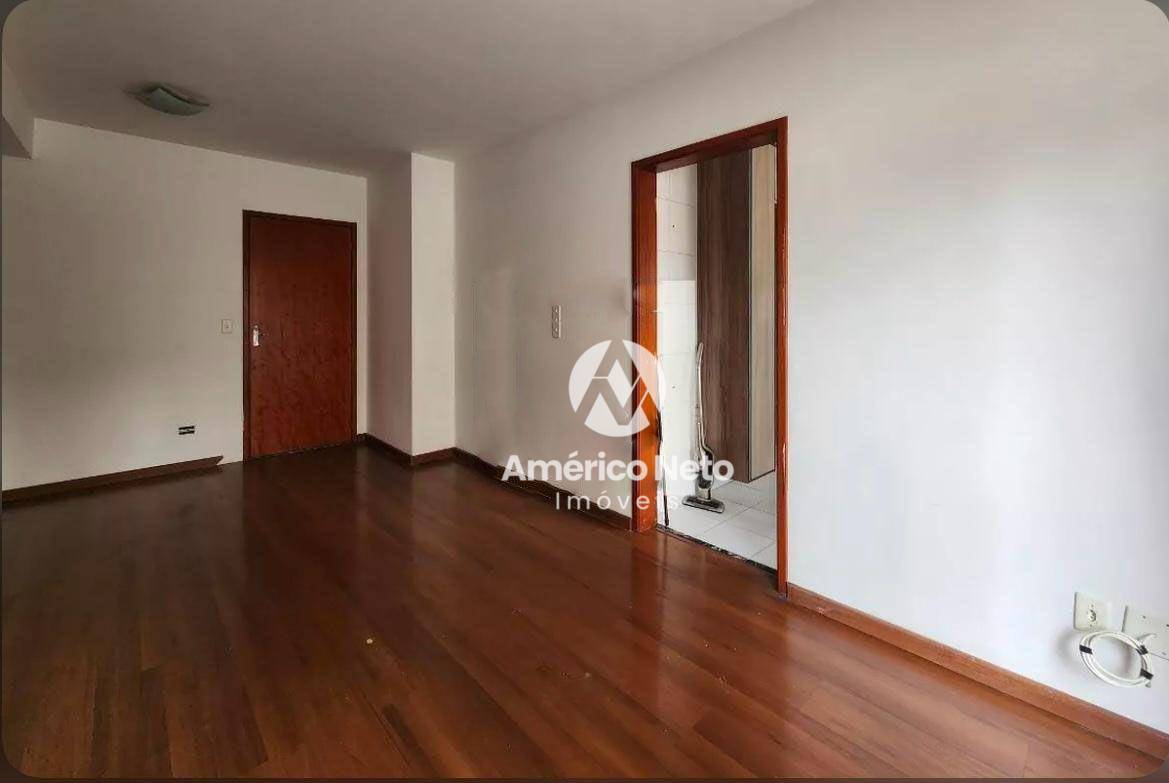 Apartamento à venda com 2 quartos, 65m² - Foto 7